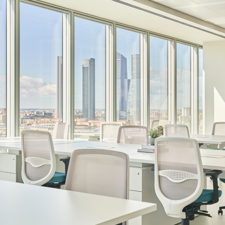 LOOM Torre Chamartin es uno de los mejore espacios de coworking en Madrid norte