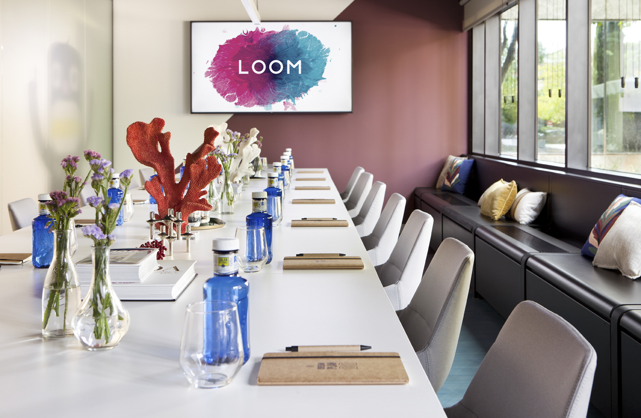 sala de reuniones en loom atica en pozuelo d ealarcon