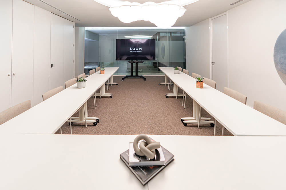 E-commerce_C280_Neil Amstrong_1000x666_2