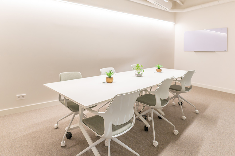 Sala Pantone
